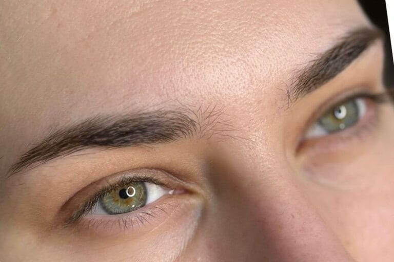 Brow Lamination inkl. Färben bei Skin & Brows Zürich – Maximales Volumen und Definition durch Laminierung und Farbe
